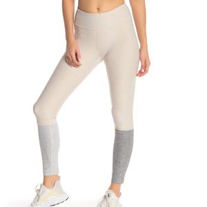 Outdoor Voices Fitted Colorblock Leggings Dove